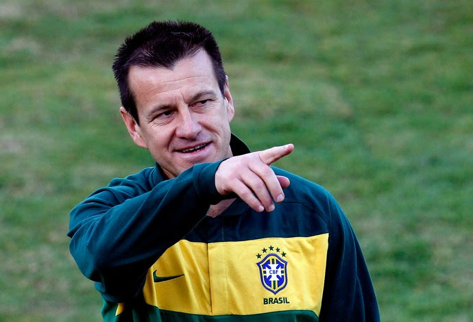 Dunga novo treinador do Brasil (Foto: Agência AP)