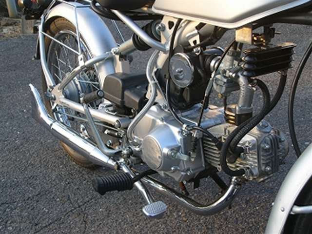 ホンダsoloのワンオフチタンマフラー ランポート