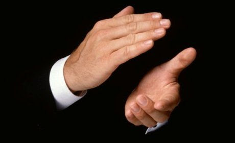 Tepuk Tangan yang Diperbolehkan