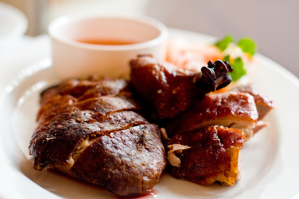 Roasted duck with tamarind, Omai