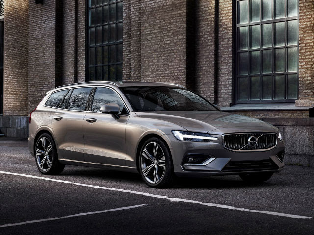 ボルボ新型v60 見た目も中身も充実したプレミアム ステーションワゴン 車知楽