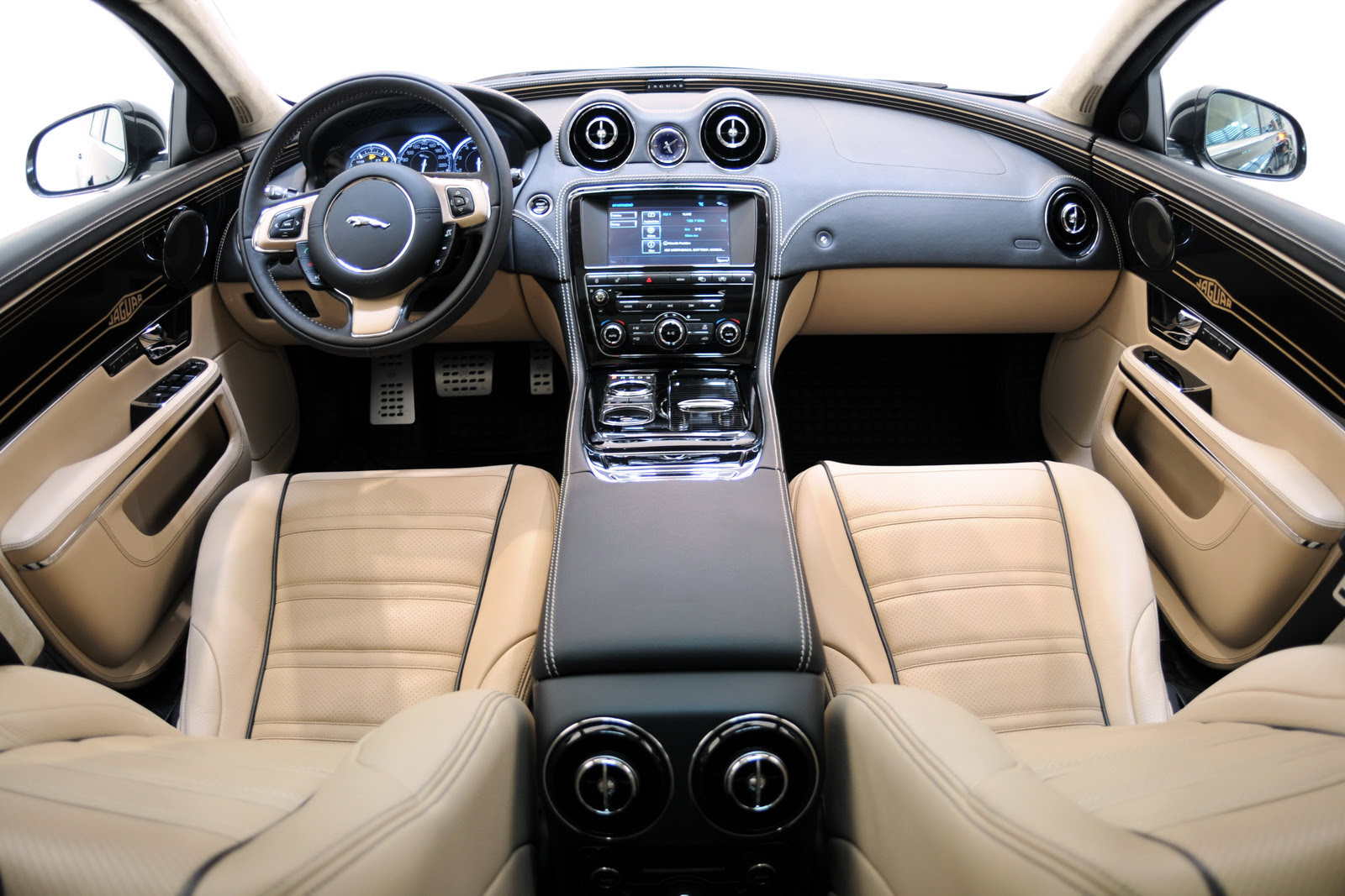 2012 Jaguar XJ gets special treatment from Startech Automotorblog