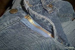 Cara Memasang Risleting Jeans