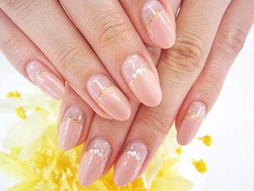 ネイルサロン ｆａｓｔｎａｉｌ ファストネイル 最新ネイルデザインを毎日ご紹介 ネイルサロン ファストネイルプラスの春ネイル 夏ネイル 最新ネイルデザインをご紹介します