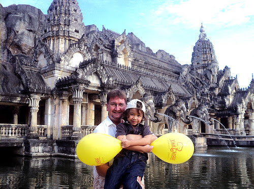 despite my continuing aversion to anything over Bangkok Thailand Map; Phuket Fantasea Show