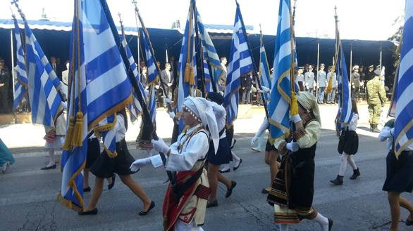  Η Πάτρα χειροκρότησε τα νιάτα της στη παρέλαση της 25ης Μαρτίου – Δείτε φωτογραφίες 