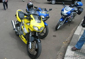 suzuki fxr