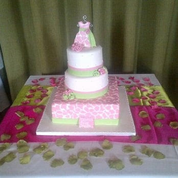 Todo Dulces - My baby shower cake from Todo Dulces. I chose vanilla ...