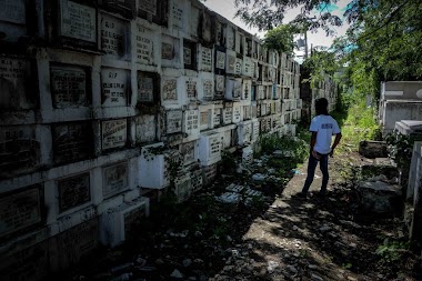 SPOTLIGHT: Filipinos let go of tradition, celebrate ‘loneliest’ All Souls’ Day amid pandemic