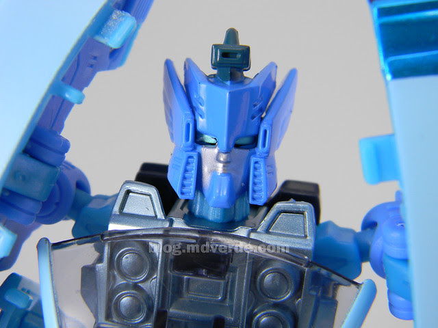 Transformers Blurr United Deluxe - modo robot