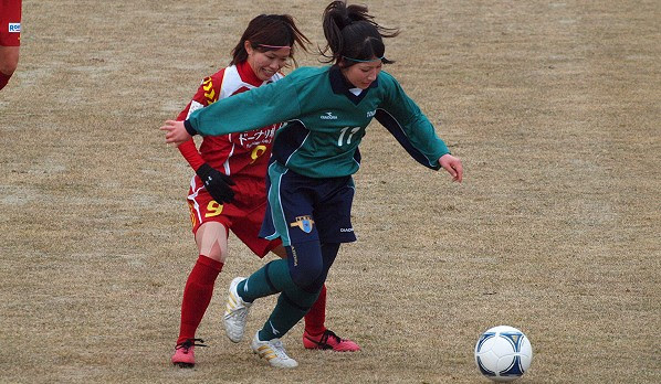 ２ １９ 東日本大震災チャリティーマッチ 県サッカー場 フォトダイジェスト