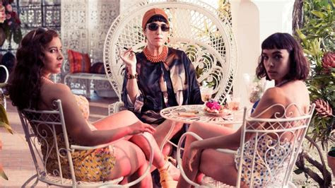 Anadolu efes spor kulübü formerly known as efes pilsen, is a turkish professional basketball team based in istanbul, turkey. Little Birds, la serie que estrenarÃ¡ Starzplay en febrero