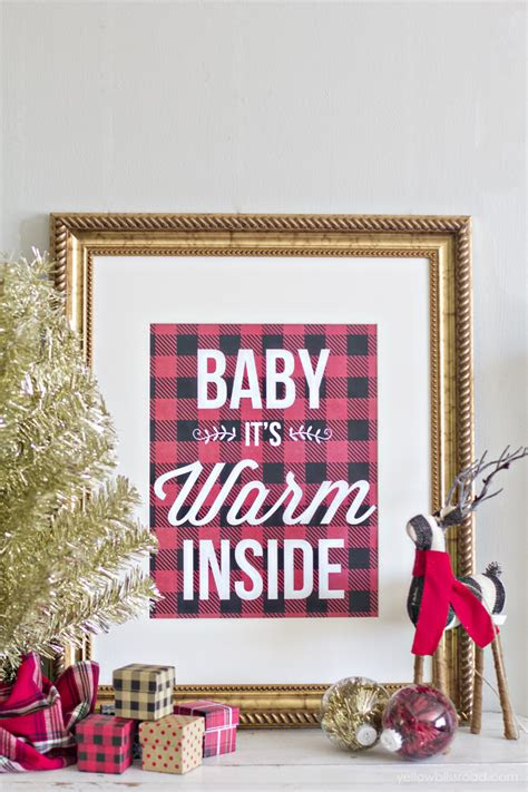 mad  plaid  girl   glue gun