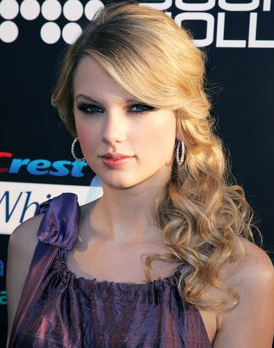 curly prom hairstyles for medium hair. prom hairstyles for medium