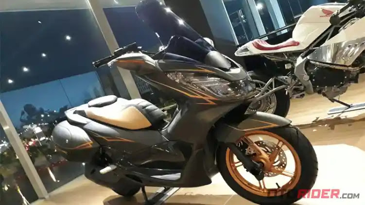 Elegant Touring Concept Untuk Honda PCX Elegant Touring Concept Untuk Honda PCX