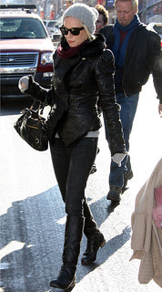 73050691PB035_UT_Around_The