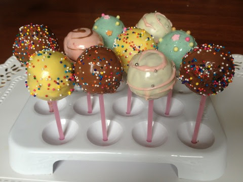 可愛いケーキポップを 簡単に作れるアメリカのケーキポップメーカー アメリカの雑貨とお菓子が日本にいながら楽しめる