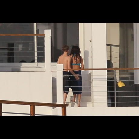 justin bieber and selena gomez pictures. justin bieber and selena gomez