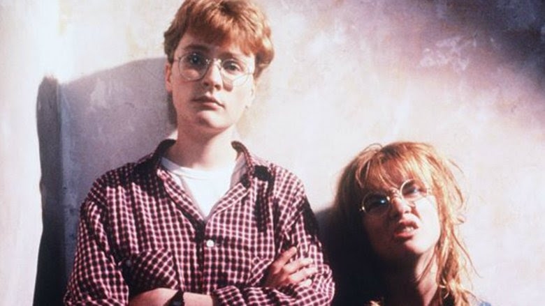 Life Is Sweet HD streaming vostfr 1990