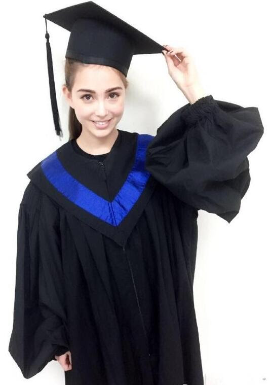 昆凌穿学士服祝福毕业生辣妈清纯似女大学生 凤凰娱乐