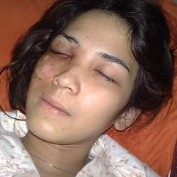 http://images.detik.com/content/2009/07/06/230/dindakanya_250.jpg
