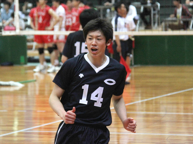 東レ 中大に辛勝 小林監督は石川祐希に脱帽 バレーボールマガジン