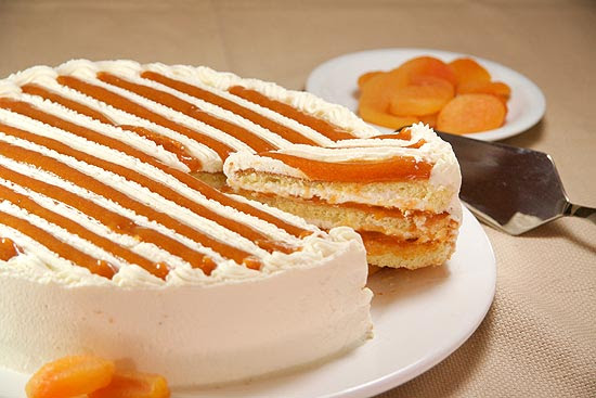 Torta De Damasco Receitas Comida Folha De S Paulo