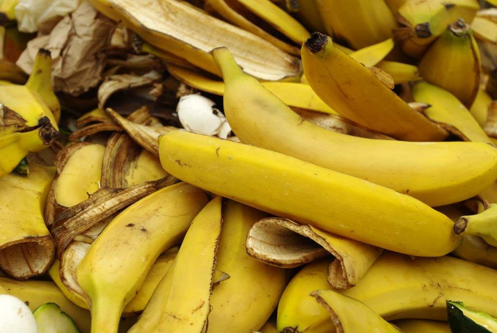 7 Benefits Of Banana Peels