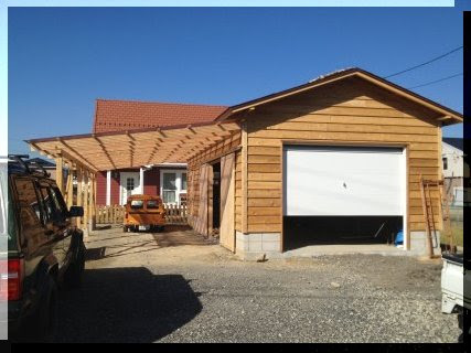 木造ガレージハウス タイニーハウス 犬小屋 ペレットストーブ ドッグラン ぶどう園ならｋｗｓ