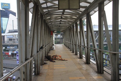 Welcome To Home For The Homeless - Bandra Skywalk On Bakra Eid by firoze shakir photographerno1