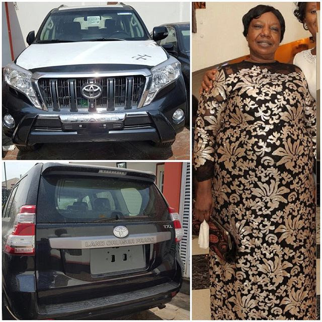 Kcee mum