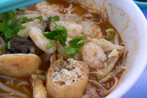 What is laksa? laksa singapore. What is laksa?