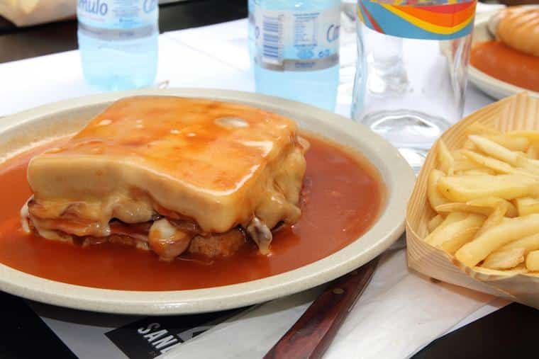 Comidas Portuguesas francesinha