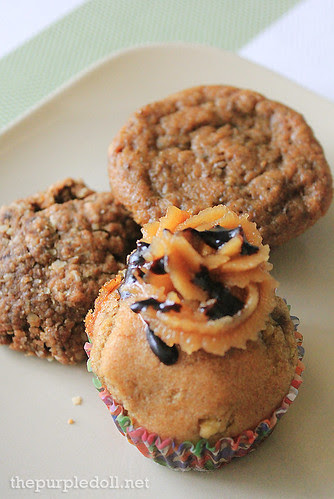 Vegan Oatmeal Choco Chip Cookie, Choco-Banana Muffin and Banana Choco Peanut