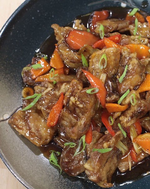 daging goreng halia