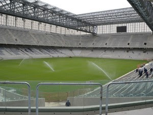 TCE=PR recomenda que governo não repasse créditos para conclusão da obra da Arena da Baixada (Foto: CAP. S.A./Divulgação)