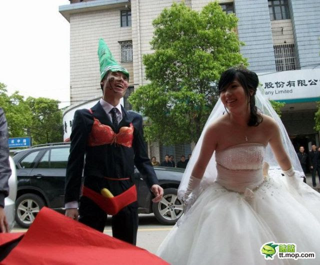 Crazy Chinese Fashion-Mongers (17 pics)