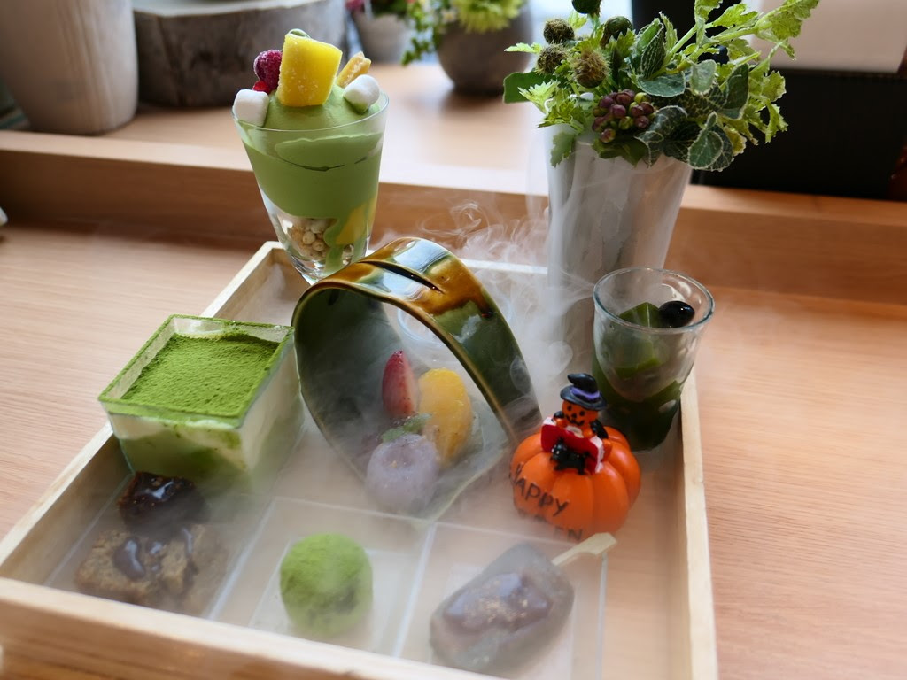 ｍのおやつ 抹茶の風味が濃厚な絶品スイーツが玉手箱で楽しませていただけます 京都拉麺小路 茶筅 Mのランチ