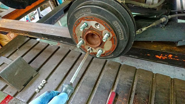 ハブクリアーしてないのにお金取ってはいけません ふたば車検