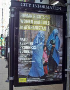 Amnesty International's pro-occupation ad on a Chicago bus shelter (Amnesty International)