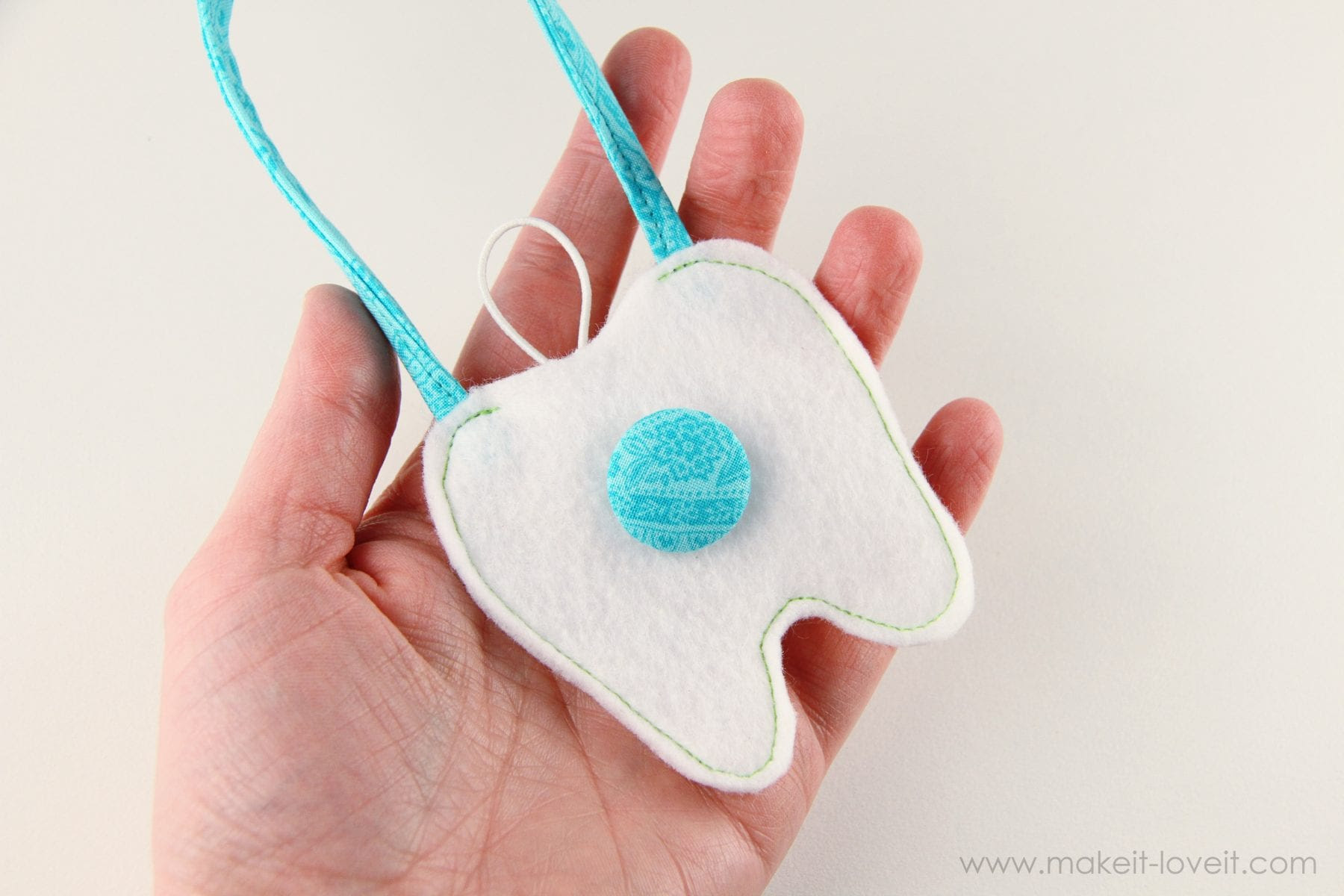 Tooth Fairy Pouches (pattern pieces included) | Make It and Love It