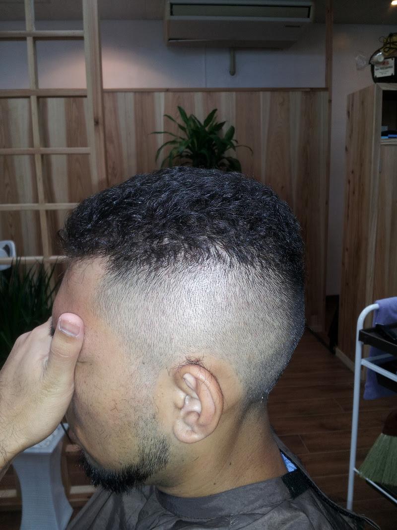 ヘアースタイル 黒人さん風 はじめましてー バーバーヘアライズです