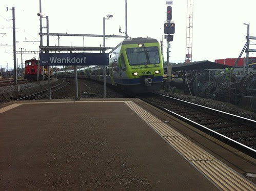 S-Bahn kommt
