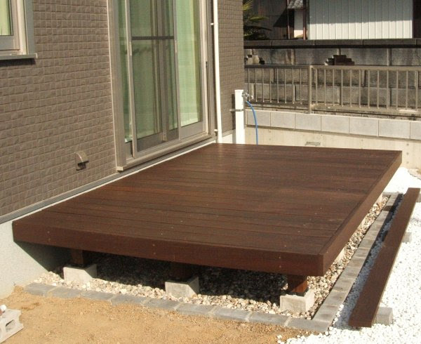 ホームセンターで売られているもの比べたら 数段立派なものが