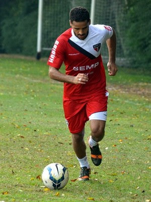 Douglas São Paulo (Foto: site oficial / saopaulofc.net)