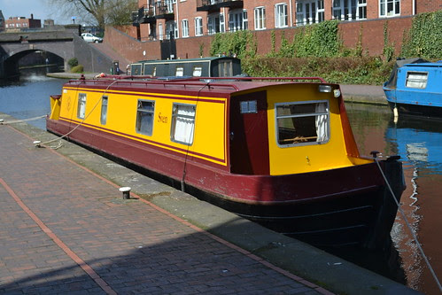 Sven @Brindley Place, Birmingham Main Line