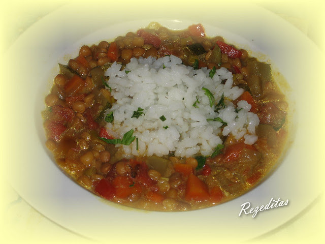 LENTEJAS AL CURRY