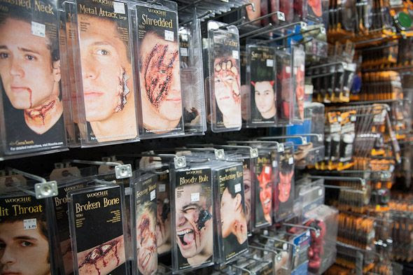 Brilliant Amazing Party Store 590 x 393 · 114 kB · jpeg