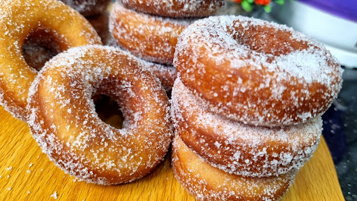 مطبخ ام وليد / مستحيل ماتجربيها جديد الدونات🍩 بثلاث مقادير اساسية ،
خفيفة ريشة .