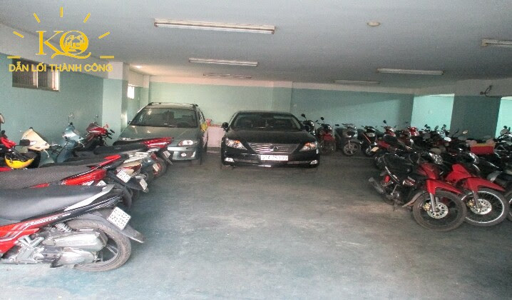 Hình chụp hầm gửi xe